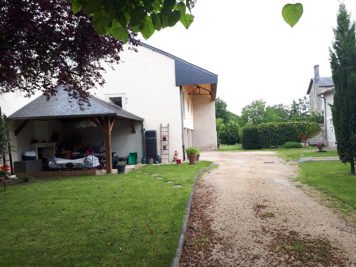 Gite Amanala Poitou Saint-Genest-d'Ambiere Dış mekan fotoğraf
