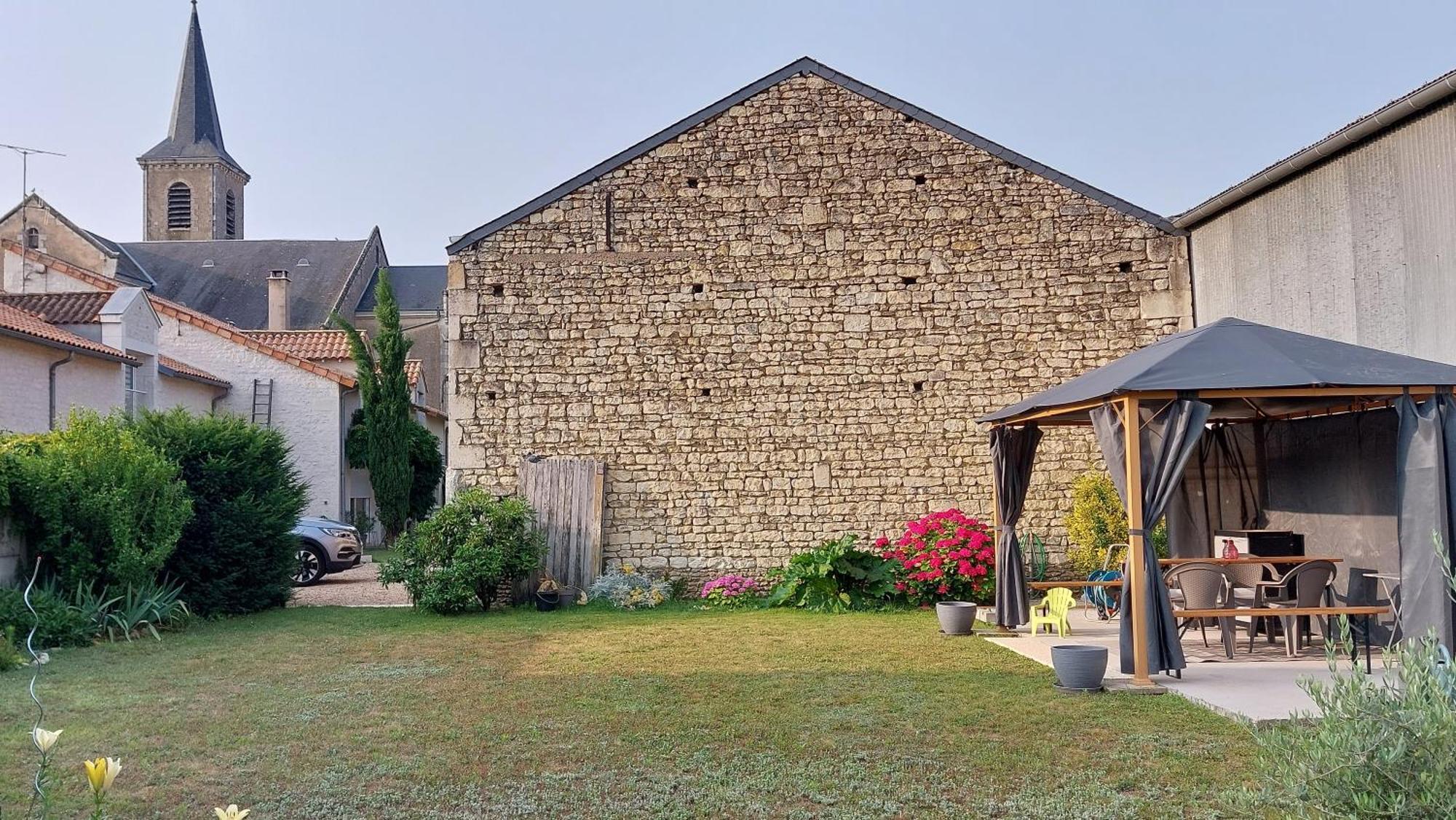 Gite Amanala Poitou Saint-Genest-d'Ambiere Dış mekan fotoğraf
