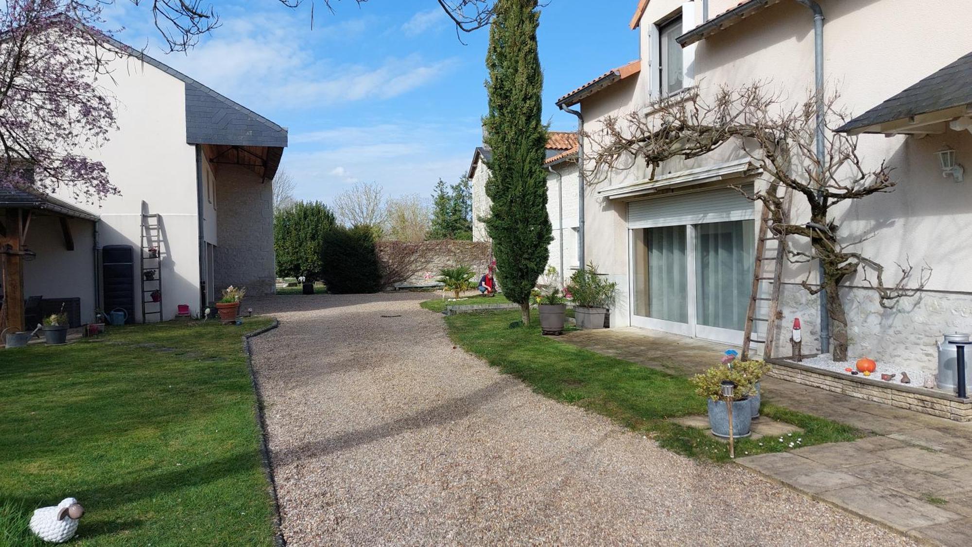 Gite Amanala Poitou Saint-Genest-d'Ambiere Dış mekan fotoğraf